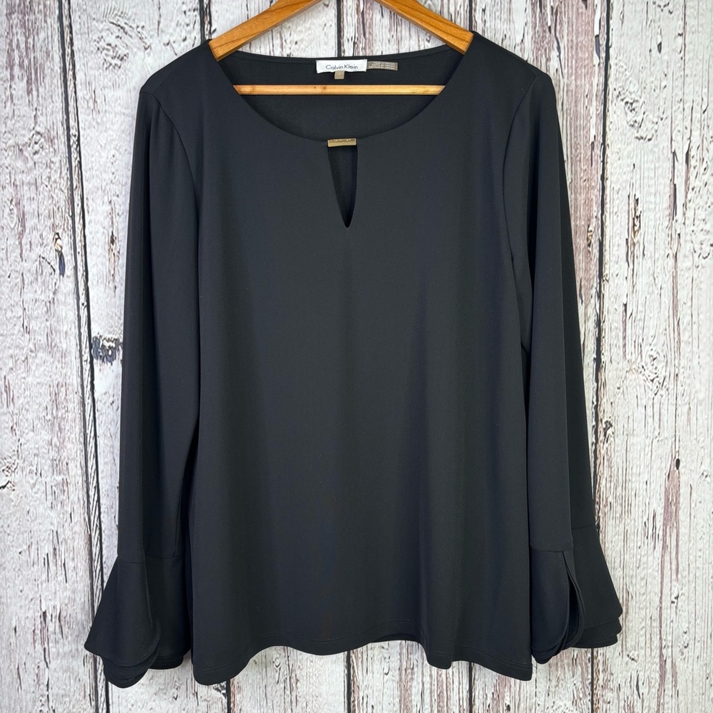Calvin Klein Size Large‎ Black Long Sleeve Keyhole Blouse Metal Bar Petal Sleeve